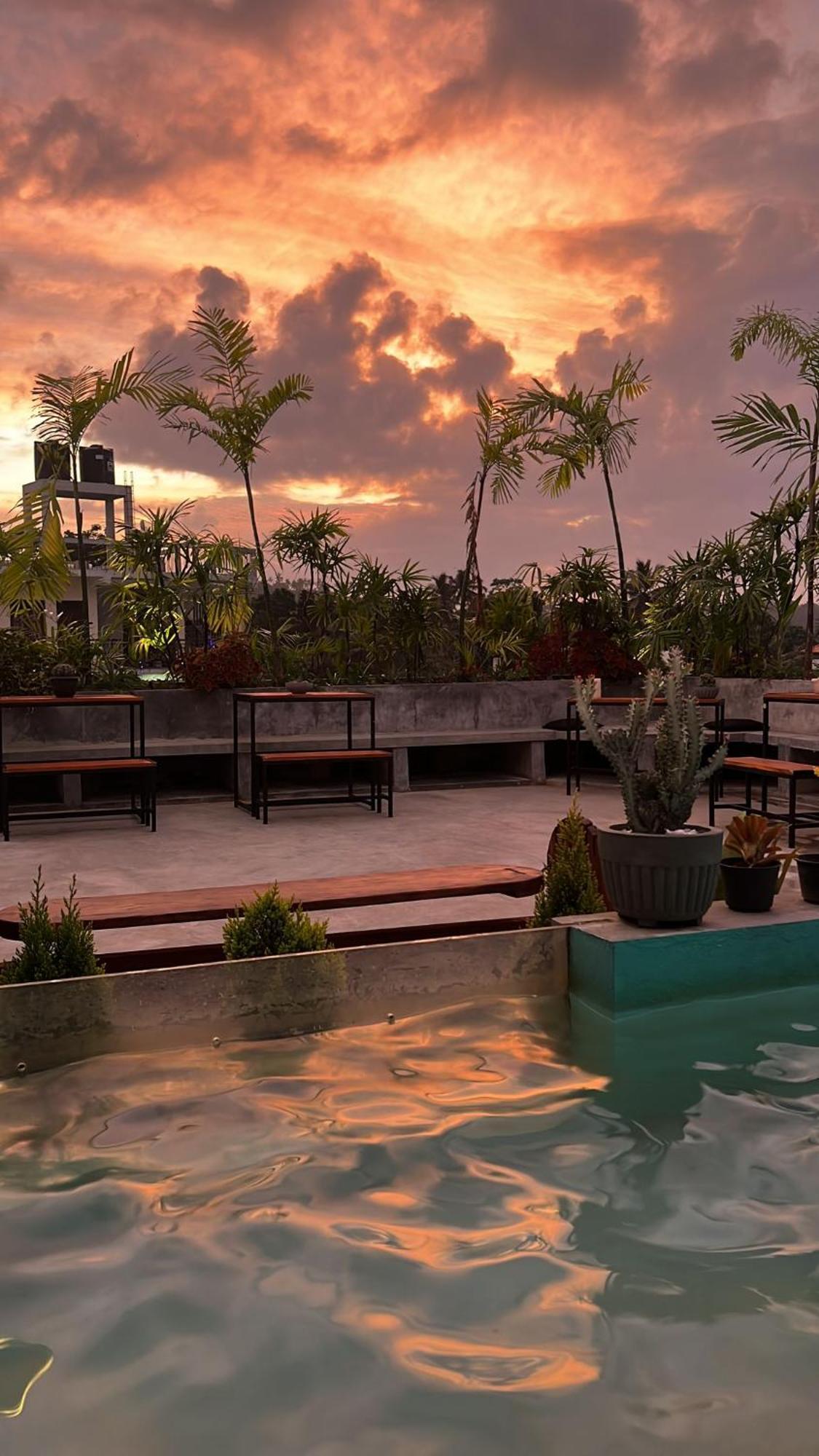 Yasis Surf Lodge Mirissa Zewnętrze zdjęcie